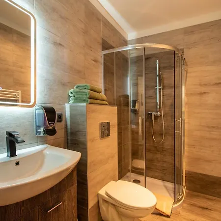 Restaurace Praha Hotel *