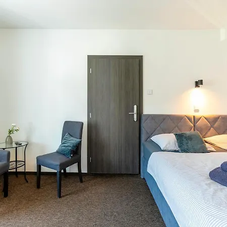 Hotel Restaurace Praha *